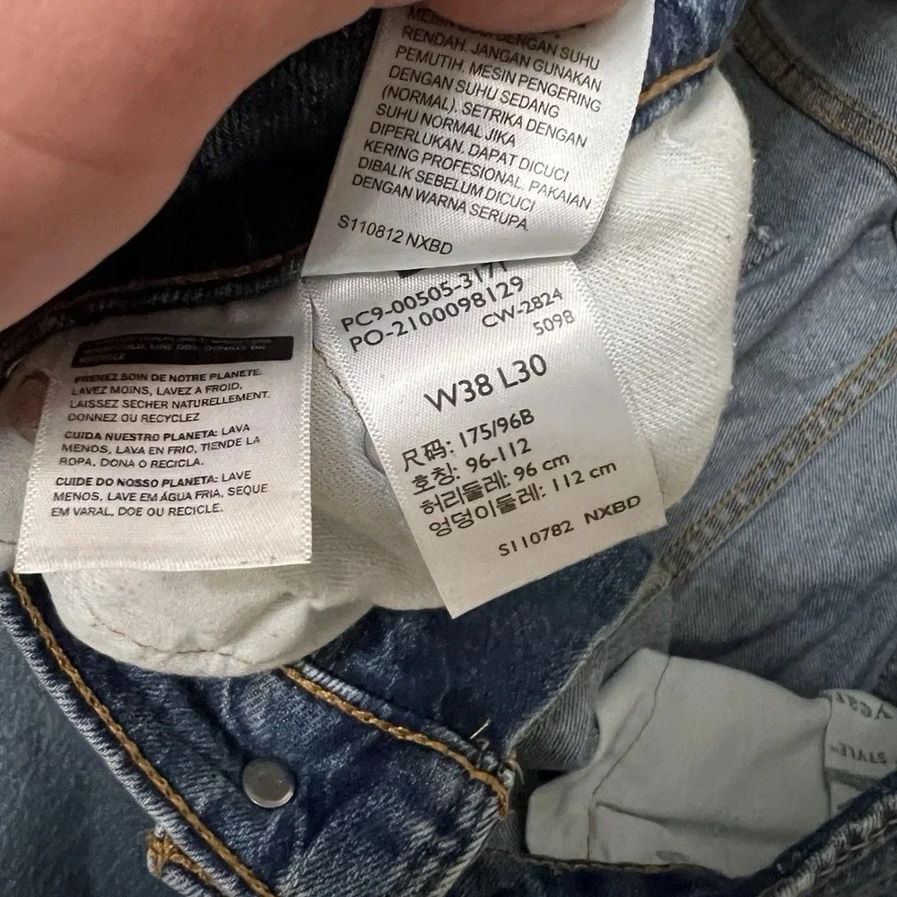 Levi's 505 Mens 38x30 Regular Fit Straight Leg Blue Jeans